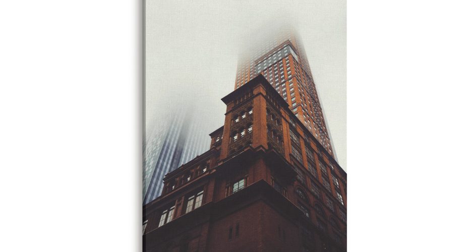 Πίνακες - Ομίχλη σκεπάζει την κορυφή του ουρανοξύστη
