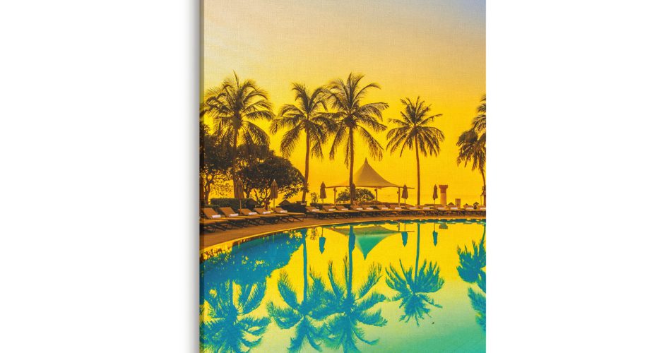 canvas - Reflection από φοίνικες στην πισίνα