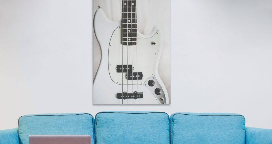 ΜΟΥΣΙΚΗ & ΧΟΡΟΣ - Λευκή ηλεκτρική κιθάρα