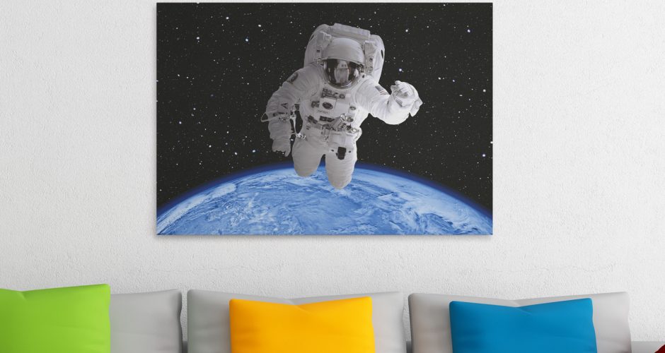 canvas - Αστροναύτης με φόντο τη γη