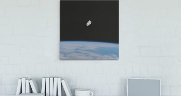 canvas - Αστροναύτης στο κενό